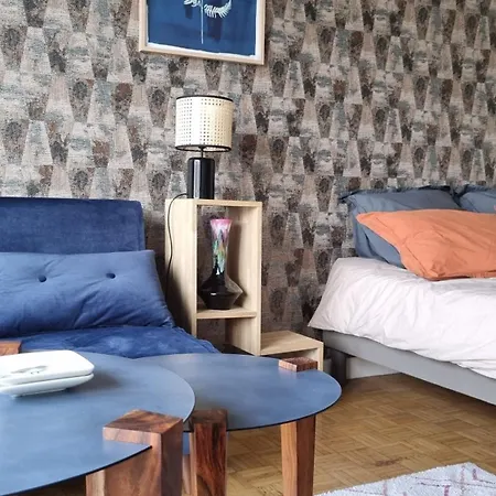 Roy Gradlon Apartment Quimper